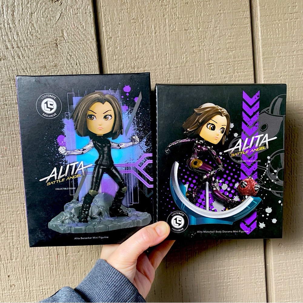 Battle Angel Alita Figurine Set Loot Crate Exclusive